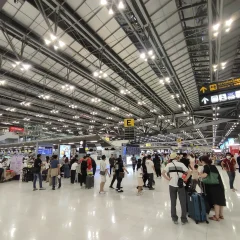 【スワンナプーム国際空港】メインターミナルフロアガイド【お得な両替所は？】