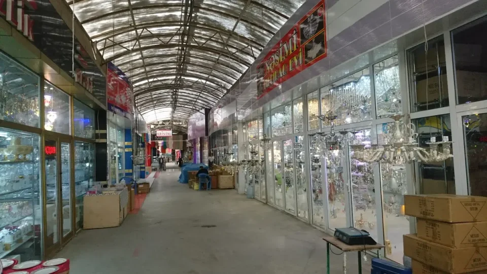 サデラク ショッピングセンター