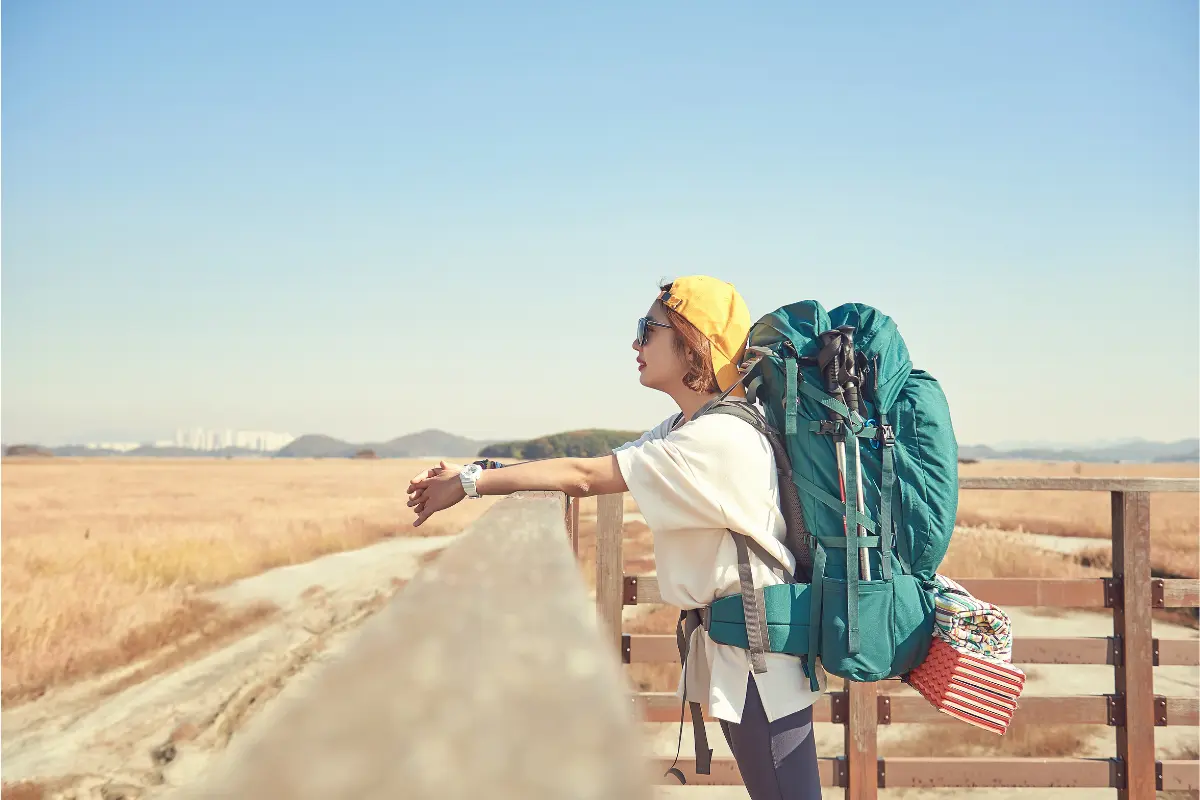 女性でも使えるバックパッカー向けおすすめのリュックとは