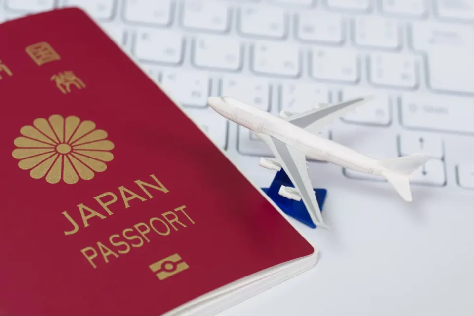 海外旅行では常にパスポートを持ち歩いたほうがいい?
