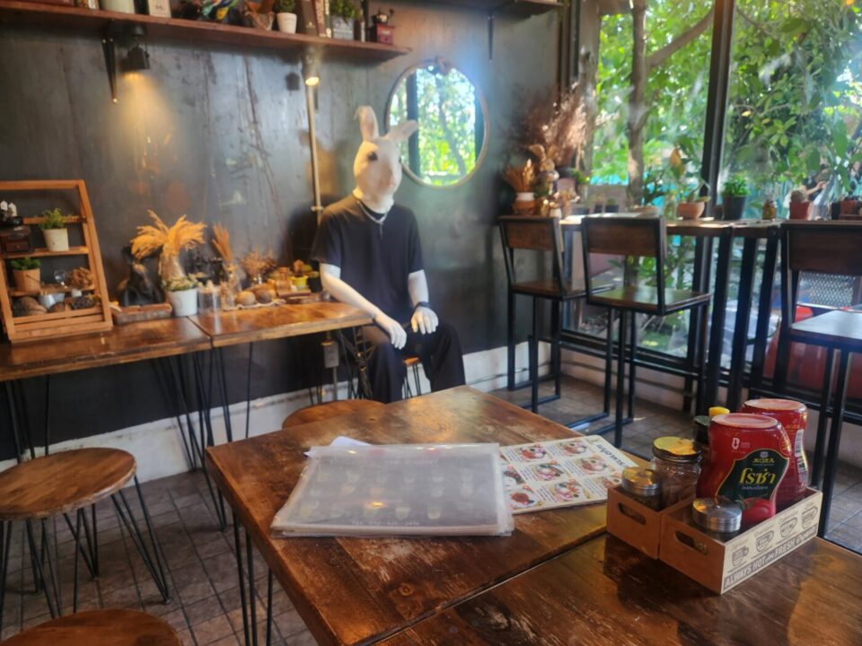バンコク・バーンガジャオにある超おすすめのカフェ「The Rabbit」