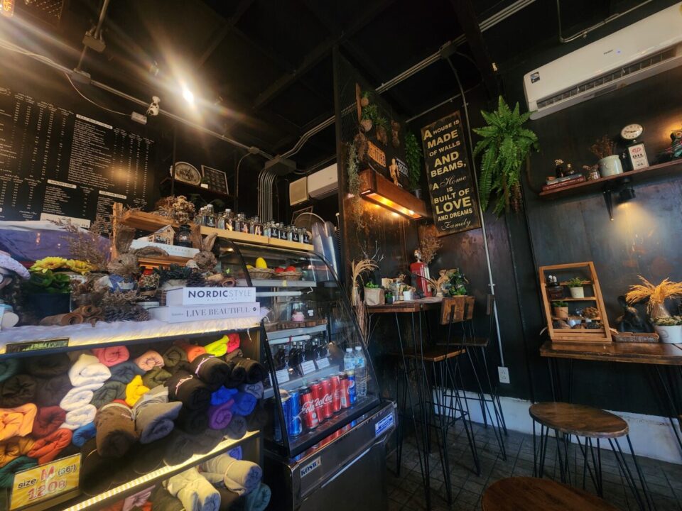 バンコク・バーンガジャオにある超おすすめのカフェ「The Rabbit」