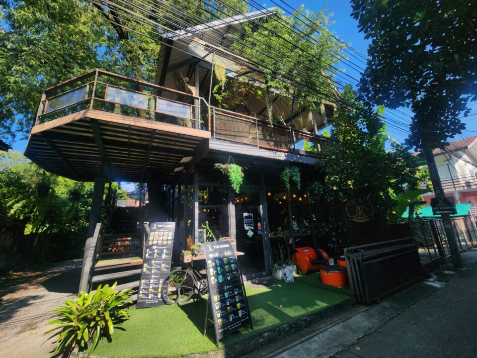 バンコク・バーンガジャオにある超おすすめのカフェ「The Rabbit」