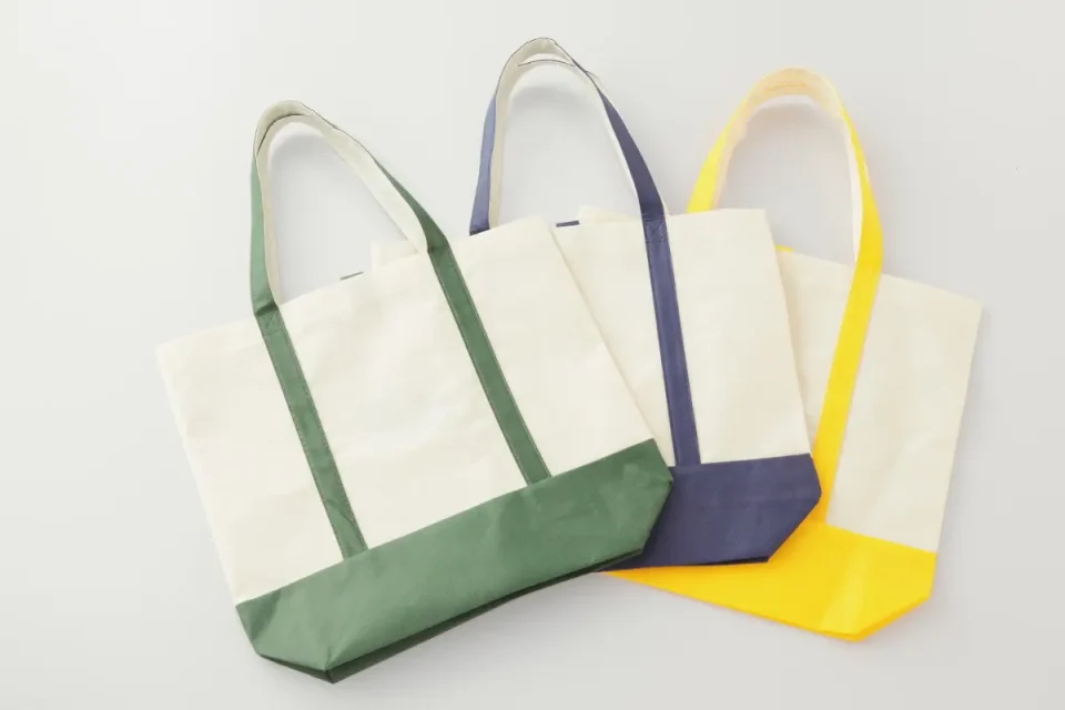 海外旅行に使える!持ち歩きバッグ:トートバッグ