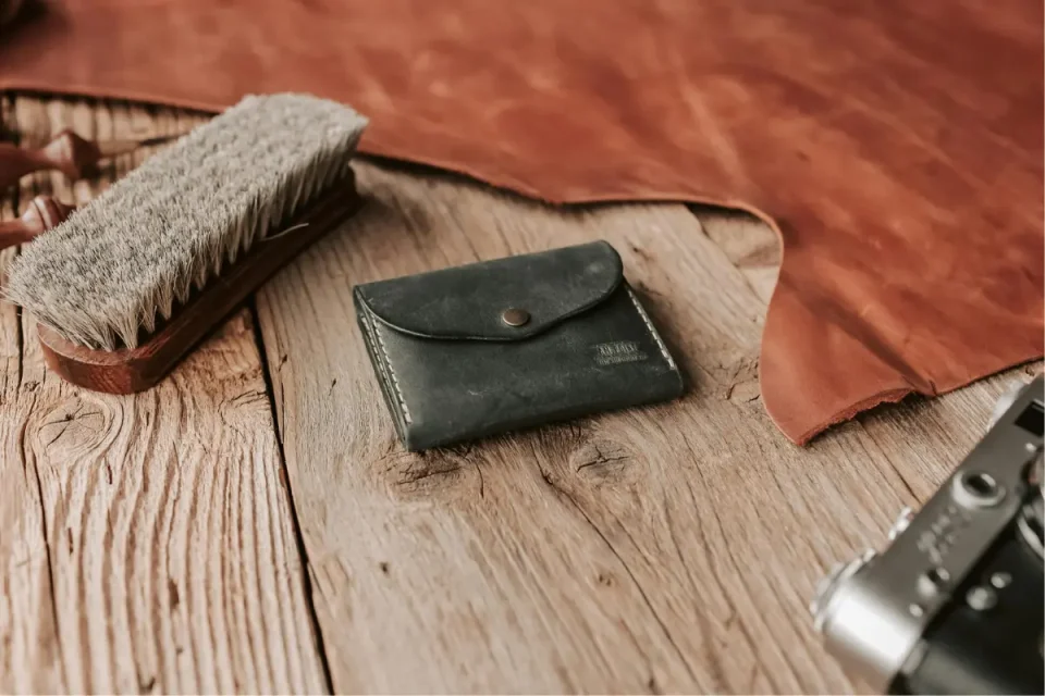 なぜ旅行にミニ財布は向いている?