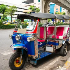 初めてのタイ一人旅安心ガイド | 持ち物やモデルコースをご紹介